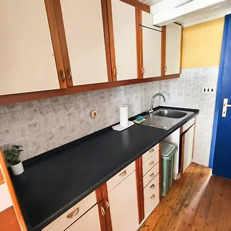 Apartment Perfect Location Free Wifi Center Three People *